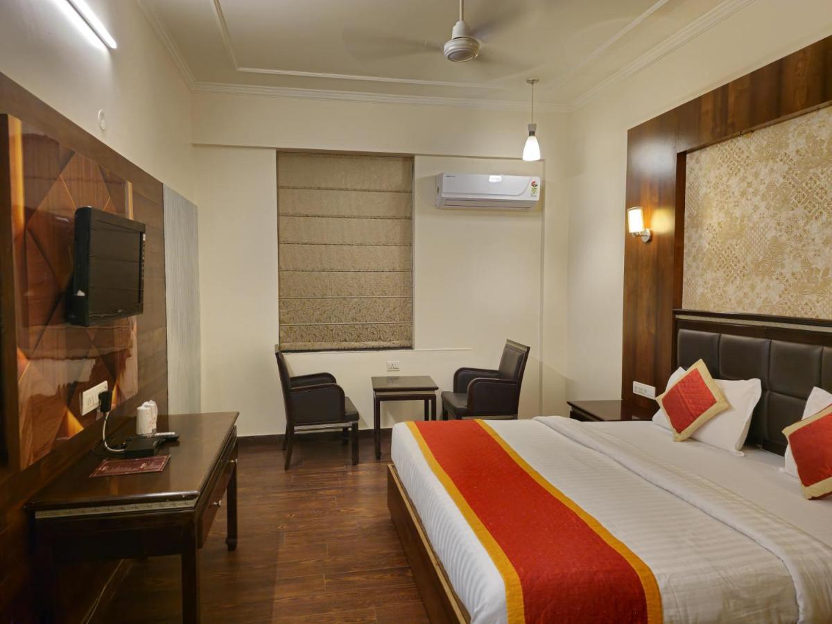Hotel Prime Safari Джайпур Екстериор снимка