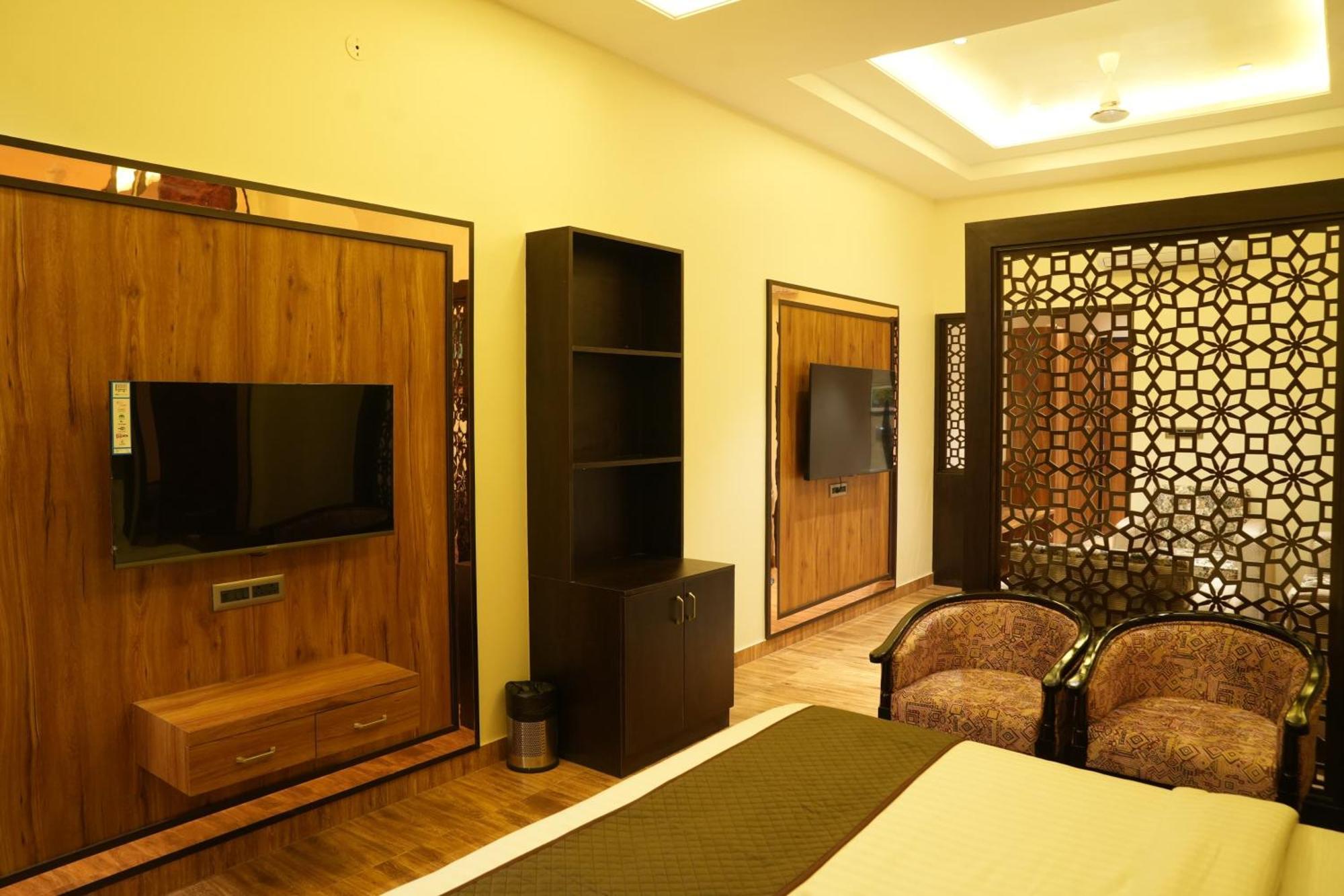 Hotel Prime Safari Джайпур Екстериор снимка